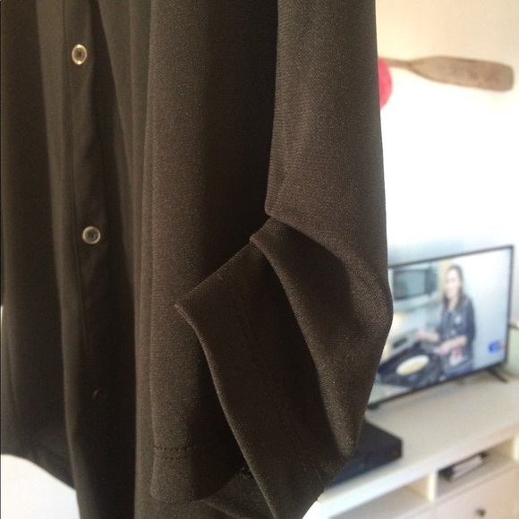 Avenue Studio 22 Blk button up 3/4 sleeve top - Picture 3 of 5